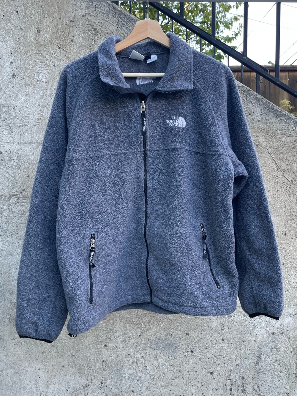 Grey North Face full zip fleece jacket men’s medium